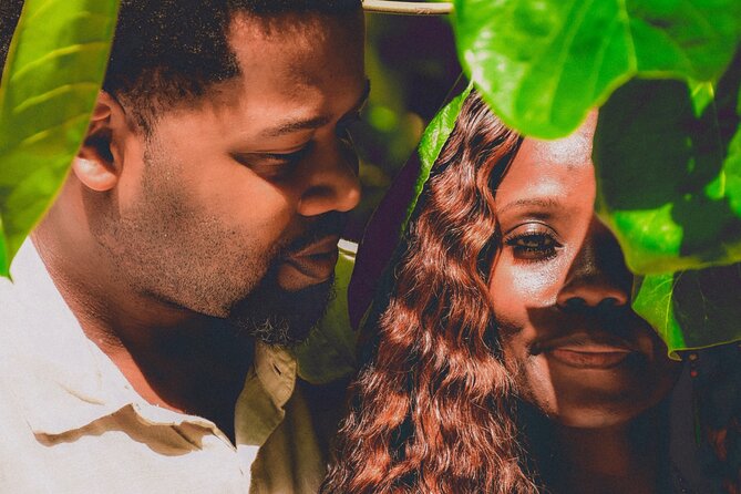 Cancun Exclusive Photoshoot Session - Who This Is Best For: Proposals, Honeymoons, and Couples Who Want Direction