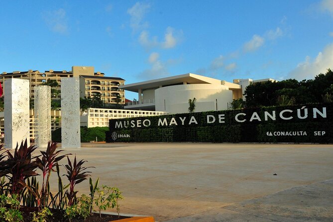 Cancun Guided Sightseeing, Shopping and Tasting Tour - Playa Delfines and Letras Cancun El Mirador, the view part you actually remember