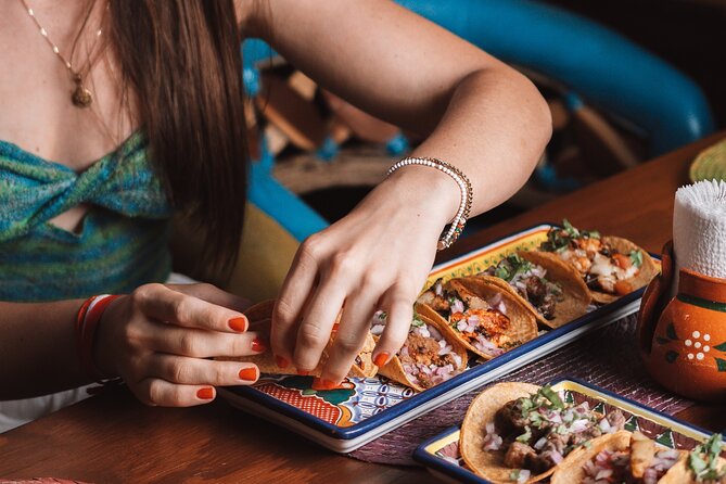Cancun: Guided Unlimited Taco Lunch & Shopping Experience - Mexico Magico lunch: unlimited tacos, beer, and smart ordering