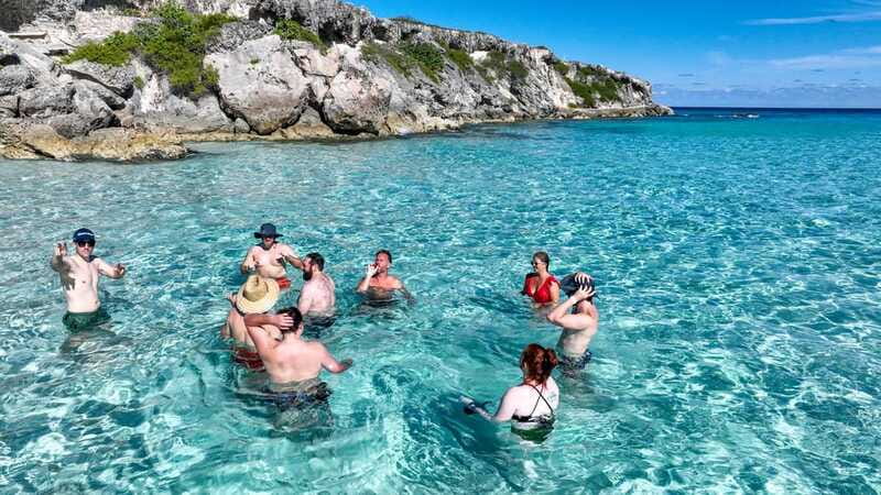 Cancun: Half Day Private Catamaran to Isla Mujeres - About That Optional Photo Pitch at the End
