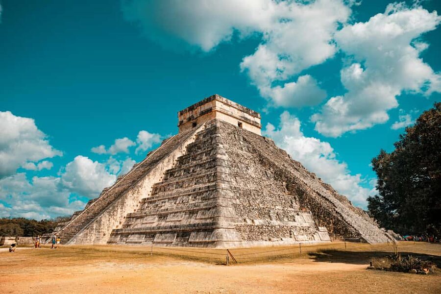 Cancun in its entirety: Chichen Itza ruins, cenote, and Valladolid - Tequila tasting and Mexican buffet lunch, built into the route