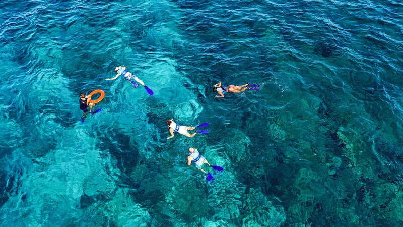 Cancun: Isla Mujeres Catamaran Tour with Open Bar of Drinks - Playa Norte Break: Beach-Club Style Time You Can Actually Use