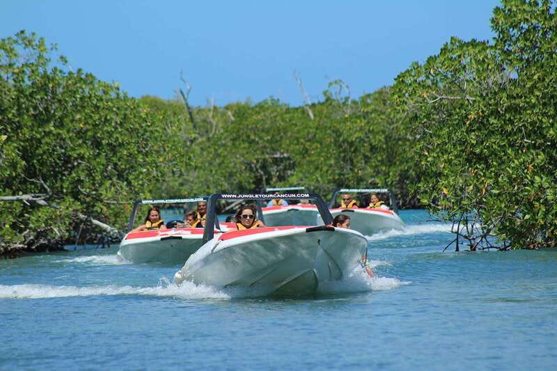 Cancun: Jungle Tour Adventure with Speedboat and Snorkeling - Driving the Nichupté Lagoon speedboat like you mean it