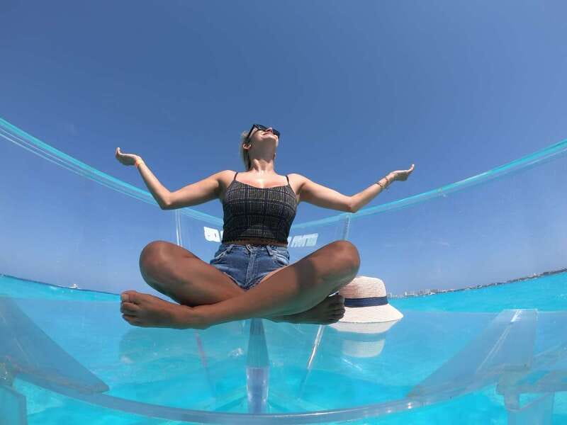 Cancun: Transparent Boat Tour with Drinks - Nichupté Lagoon: protected waters and big views from the glass bottom