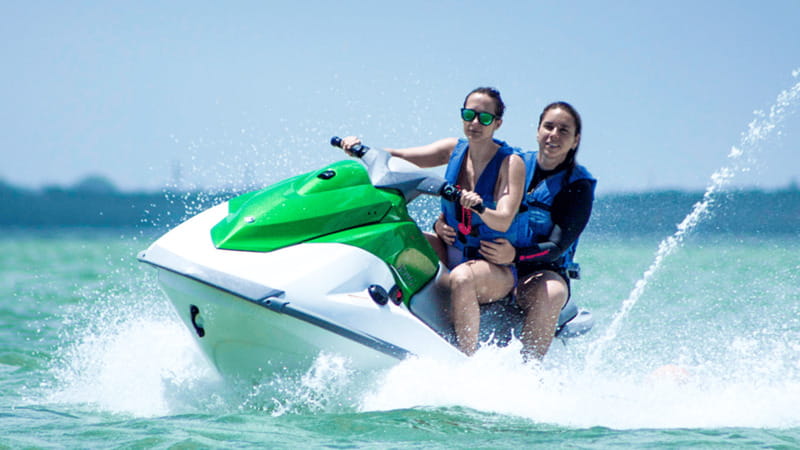 Cancun: Waverunner in Nichupte Lagoon - The Lagoon Ride: Mangroves, Speed, and Views