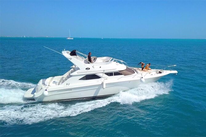 Cancun yachts rental YACHT 46 FT, 15 PAX MAX 25P12 - What the included onboard setup really means for your day