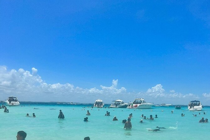 Catamaran Cancun to Isla mujeres Lunch OpenBar and Snorkeling - Stop 3 at Playa Norte: the beach-club water, plus time limits