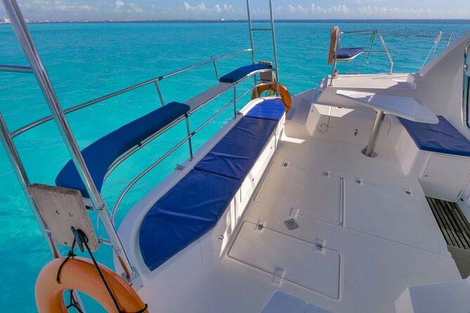 Catamaran Cancun to Isla mujeres Lunch OpenBar and Snorkeling - The big picture route: four stops that create a full day