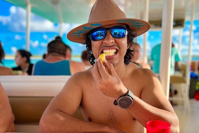 Catamaran Excursion + Open bar + Snorkeling at El Cielo - El Cielo sandbar: starfish, shallow water, and slow steps