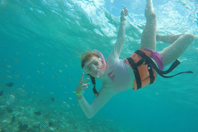 Catamaran Group Sightseeing, Snorkeling Tour Isla Mujeres - Playa Norte: One Hour on the Beach That Most People Dream About