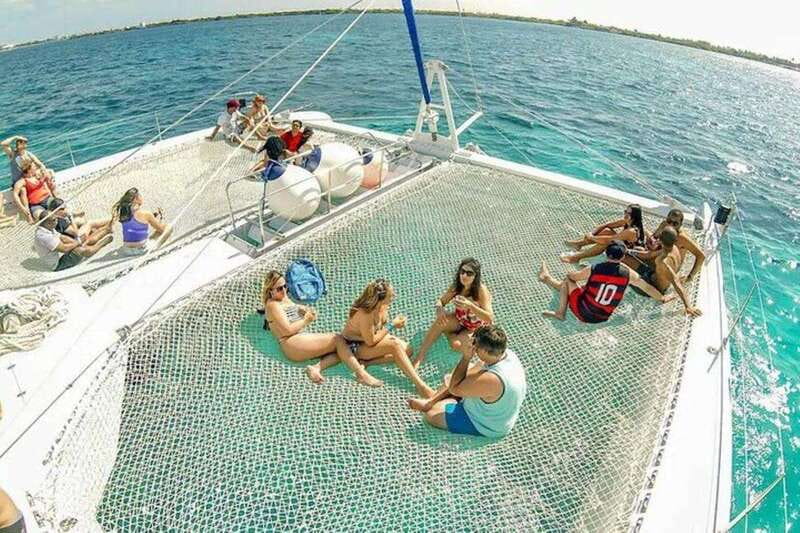 Catamaran party Isla Mujeres with drinks & lunch - Key points before you go