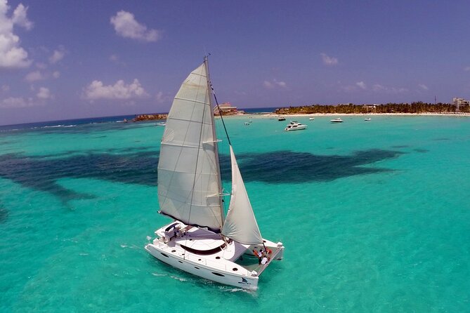 Catamaran Sail to Isla Mujeres with all inclusive from Cancun or Riviera Maya - Getting there from Cancun and Riviera Maya without the stress