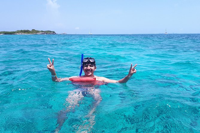 Catamaran Sailing and Snorkeling to Isla Mujeres from Cancun - Drinks on board: easy fun with one smart caution