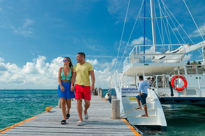 CATAMARAN to Isla Mujeres, Snorkel & Beach Club by Xcaret - Torre Escenica in Cancun: the viewpoint you can work into daylight or evening