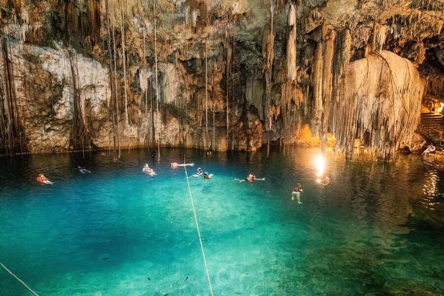 Chichen Itza and Two Cenotes Day Tour from Cancun - Drinks, lockers, life jackets, and the tips moment