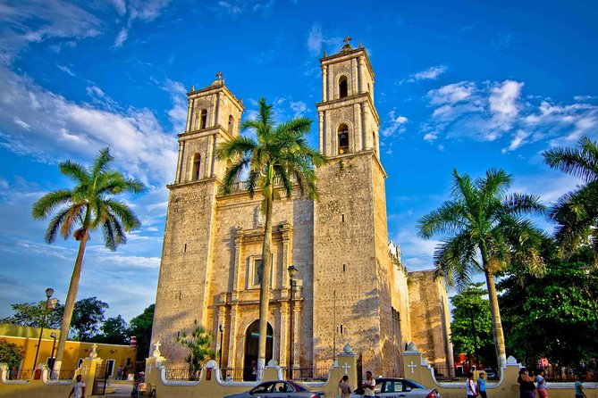 Chichen Itzá, Cenote Ik Kil, Valladolid Premium Reduced Group - Valladolid: a quick downtown taste, not a full-day immersion