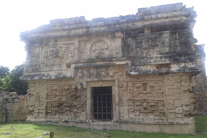 Chichen Itza, Cenote Sagrado and Valladolid from Cancun - Valladolid’s Center: Photos, Sweets, and a Breather Between Big Stops