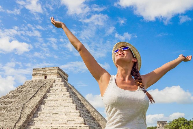 Chichen Itza Deluxe Valladolid and 2 Cenotes - Chichen Itza, Valladolid, and two cenotes, all in one day