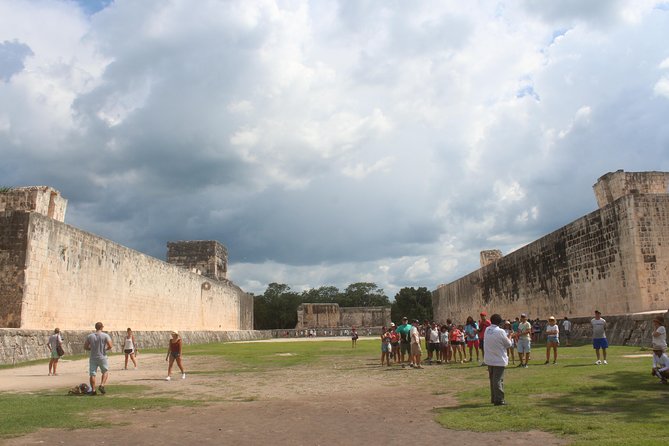 Chichen Itza & Ekbalam with Cenote Swim from Cancun - Pickup, group size, and the 12 to 13 hour timeline