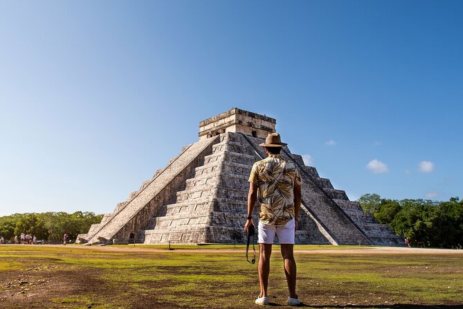 Chichén Itzá Guided Tour with Cenote & Buffet at Valladolid - Valladolid for lunch at La Casona: good food, then a short stroll