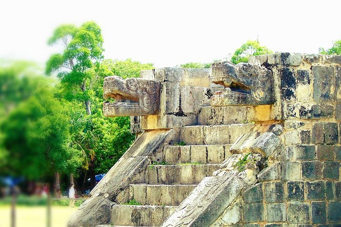 Chichen Itza, Suytun and Ik-Kil Cenote - Food on the day: breakfast on the bus and a buffet lunch