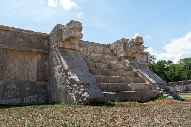 Chichen Itza Ticket with optional Guide - What to Bring and How to Handle the Real Site Conditions
