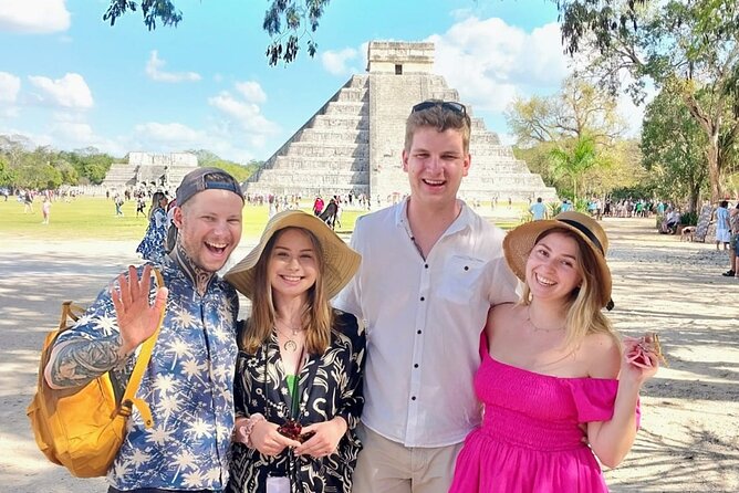 Chichen Itza: Tour with Expert Guide without lines! - Meeting point and how to get moving fast