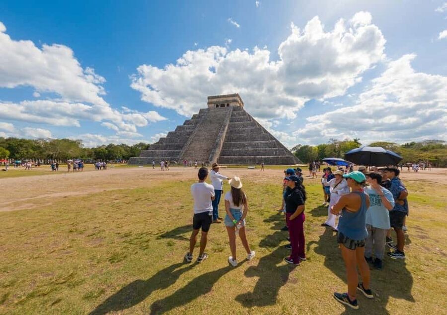 Chichen Itza: Visit the ruins, sacred cenote and Valladolid - Chichen Itza, Cenote and Valladolid in One 12 Hour Day