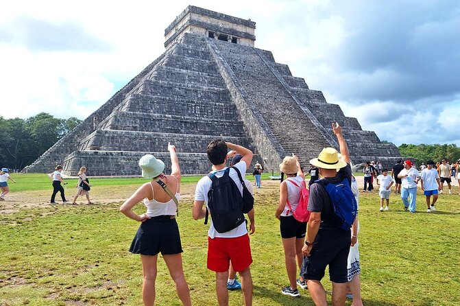 Chichen Itza : Walking Tour with Expert Guide and Skip-the-Line Access! - Where you meet and how the day runs (without the stress)