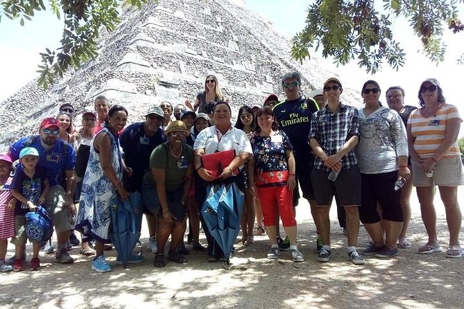 Chichen Regular from Cancun to Playa del Carmen - Entering Chichen Itza: guided time, photo breaks, and that wow factor