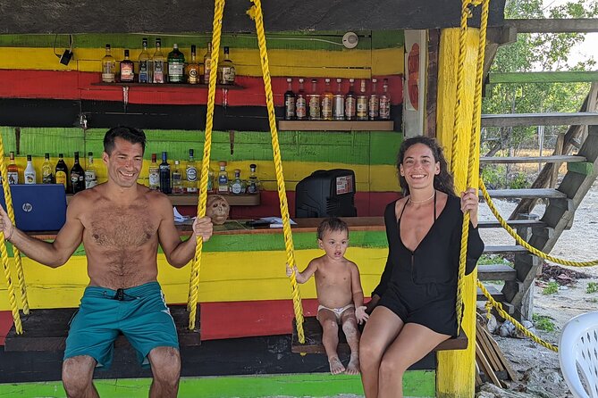 Chunky Monkey Beach Club - Beach Comfort vs. Seaweed Reality