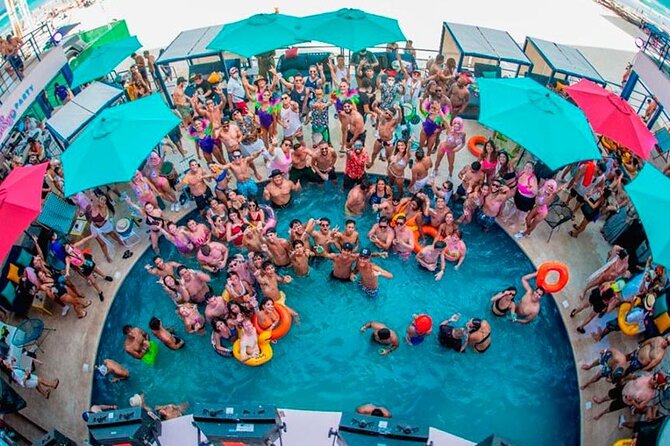 Coco Bongo Beach Club Cancun - Drinks and Snacks: What’s Included, and What to Watch For