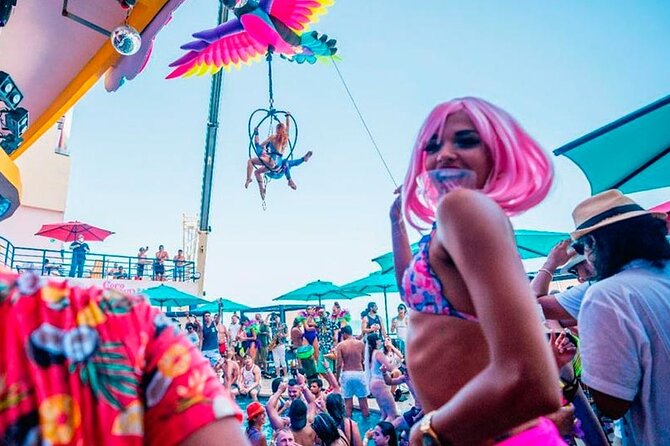 Coco Bongo Beach Club Cancun - Who This Beach Party Is Best For