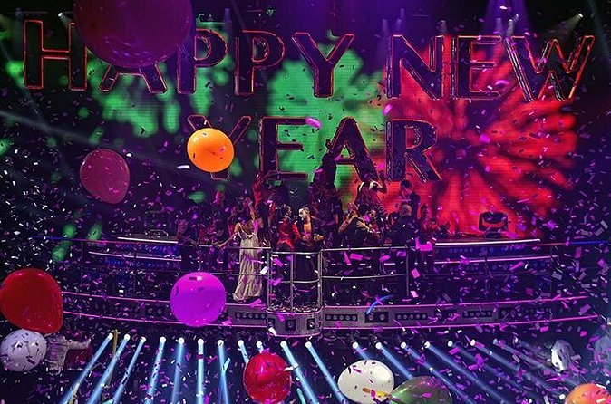 Coco Bongo Cancun New Year's Eve 2027 - Standing vs. Tables: How to Choose Without Regretting It