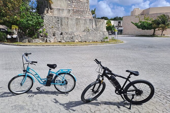 COSTA MAYA E.BIKES RENTAL - Safety and Bike Condition: Checking Brakes, Gears, and Fit