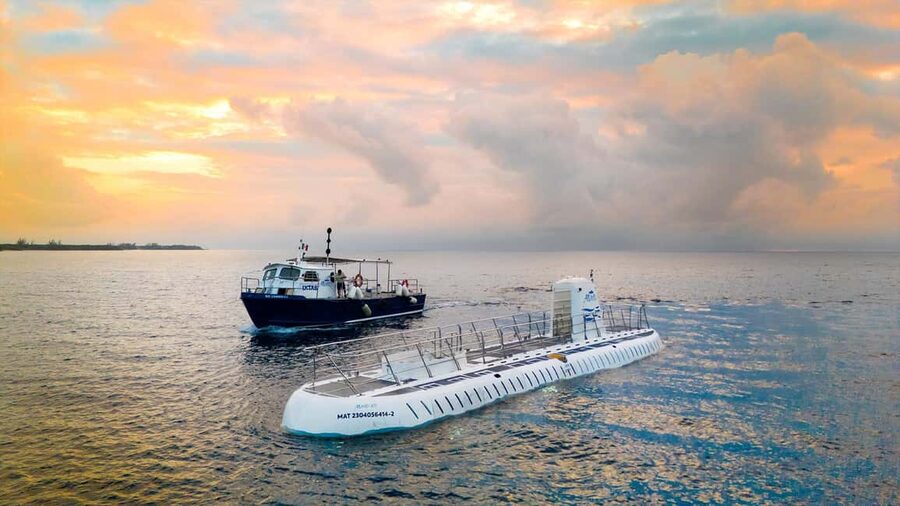 Cozumel: Atlantis Submarine Adventure - Getting there and the 30-minute safety briefing you should take seriously