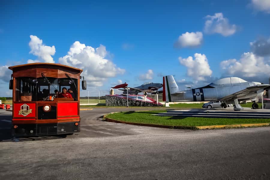 Cozumel: City Trolley Tour - What to bring, what not to bring, and who should skip it