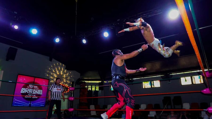 Cozumel Lucha Libre Experience! Meet & Greet Package - Barriecito Arena and Shared Seating: How to Make It Work