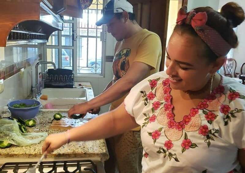 Cozumel: Private Cooking Class in a Family Kitchen - Market Mission at San Miguel de Cozumel, Picking Produce Like Locals