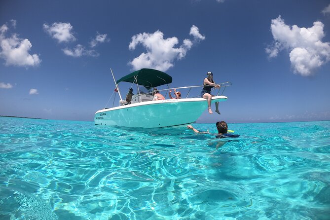 Cozumel Private Snorkeling and Charter Experience - The Boat, Crew, and What They Provide Onboard