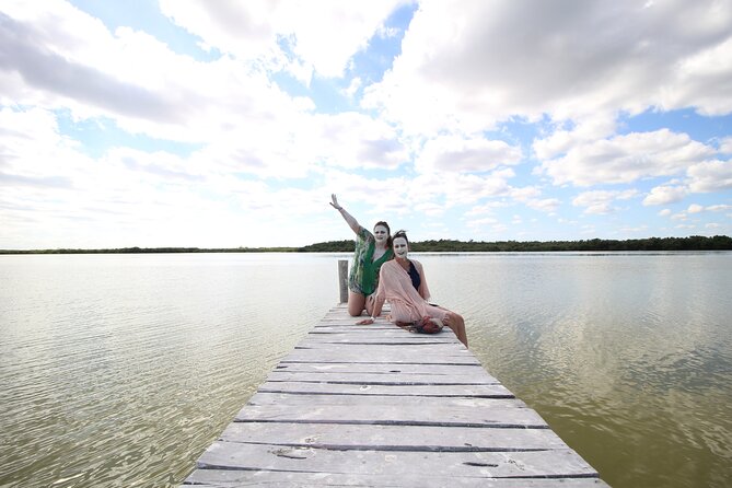 De Valladolid:Rio lagartos+Coloradas+Ek Balam+Cenote(Transporte) - Las Coloradas pink lake photos, salty rules, and peak-day crowds