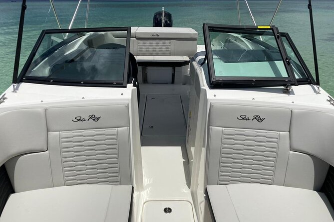 Deluxe Private Boats - 24 ft Sea Ray - Price and value: what you’re really paying for