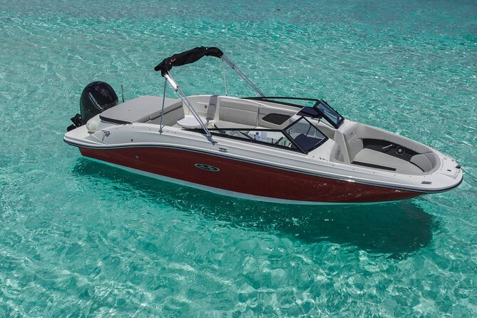 Deluxe Private Boats - 24 ft Sea Ray - Playa El Cielo sandbar: the waist-deep “giant swimming pool” hour