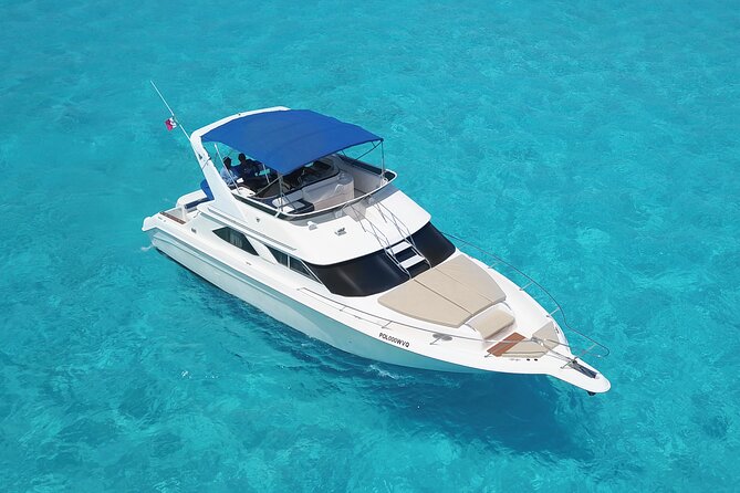 Deluxe Yacht 48FT with FlyBrige Rental in Cancun - 6 and 8 Hours: More Isla Time, More Cruising, More Flexibility