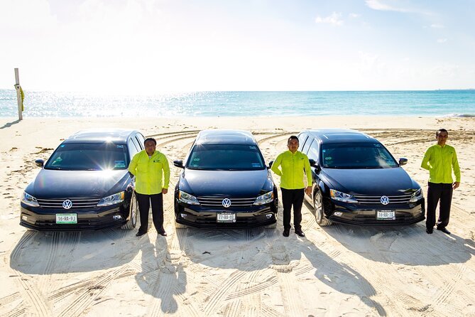 Departures in Luxury Sedan from Akumal to Cancun Airport - Timing that prevents airport stress (2.5 hours before)