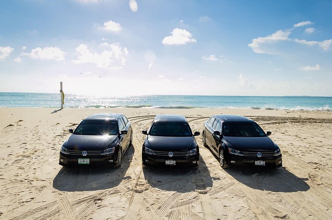 Departures in Luxury Sedan from Tulum to Cancun Airport - Price and value for a private group ride