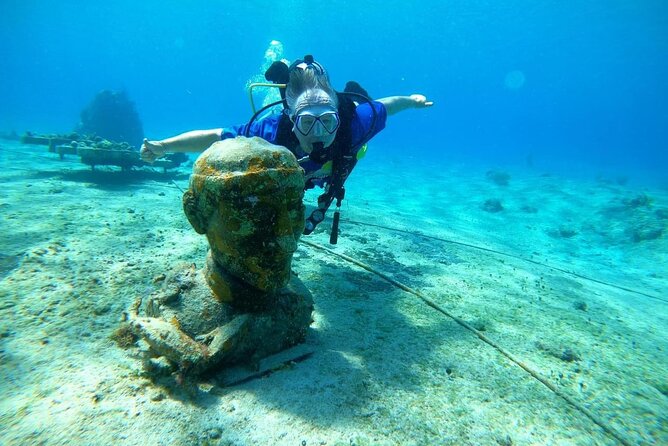 Discover Scuba Diving in Cozumel - Learning the basics with your PADI-certified instructor, including Jose’s style