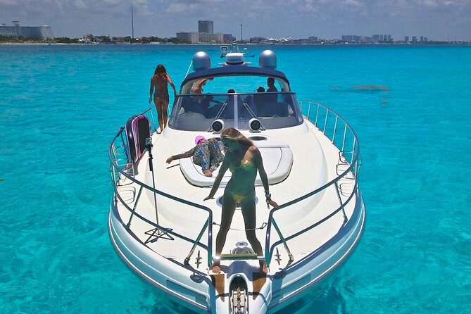 DIVA 60ft Elite Italian Yacht Experience in Cancun - 6 Hours: More Isla Mujeres Time and Optional Lunch at Your Pace