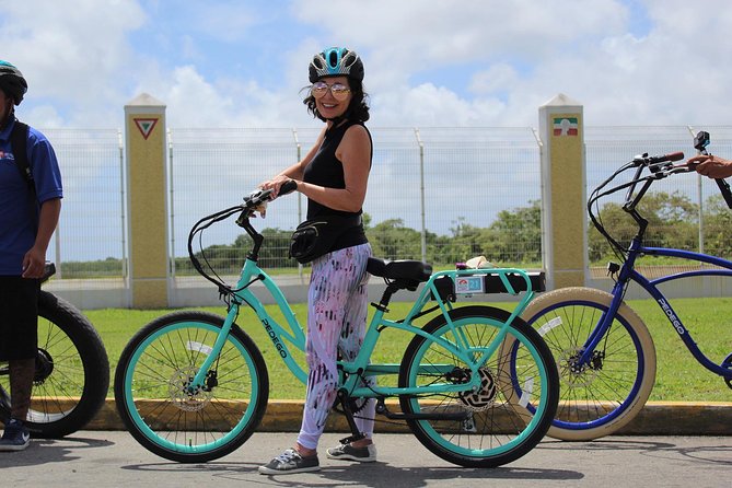 E-Bike City Tour though Cozumel & Taco Tasting Tour - Food and pacing: tacos are the star, snacks help the rhythm