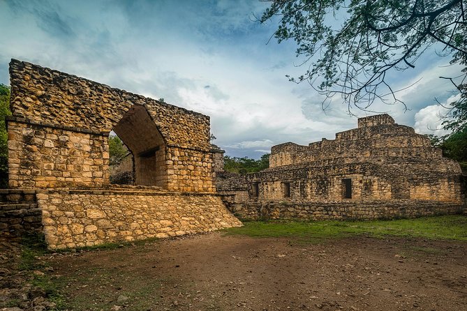 Ek Balam Majestic Mayan Ruins and Cenote Tour - Valladolid and San Servacio Cathedral: A Fast Colonial Taste